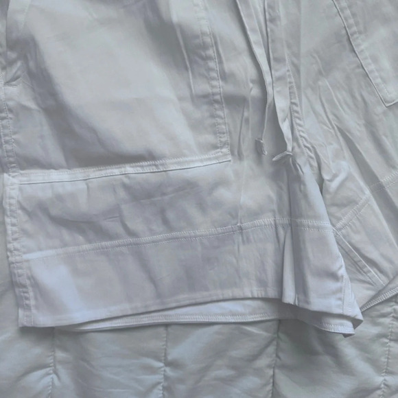 🆕🤍 Lululemon Cotton Blend Poplin High Rise Shorts - White - Picture 4 of 9